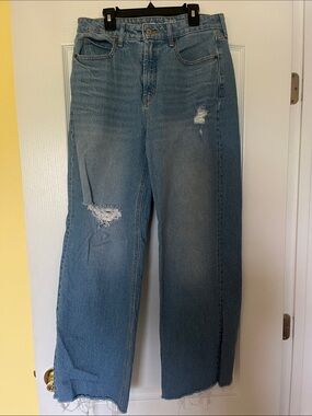 Old Navy Extra High-Rise Sky-Hi Wide LegLight Blue Distressed Jeans